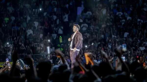 Quevedo llega hoy a Paraguay y cantará en el Parque Olímpico - Música - ABC Color