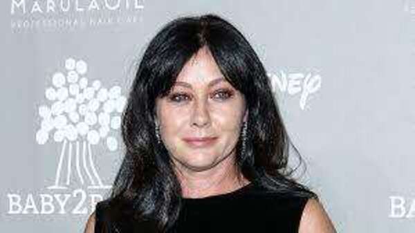 Shannen Doherty da a conocer que el cáncer se ha expandido a sus huesos