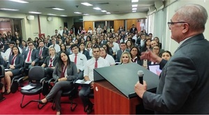 Diario HOY | Fiscalía suma 120 nuevos asistentes fiscales para varios puntos del país