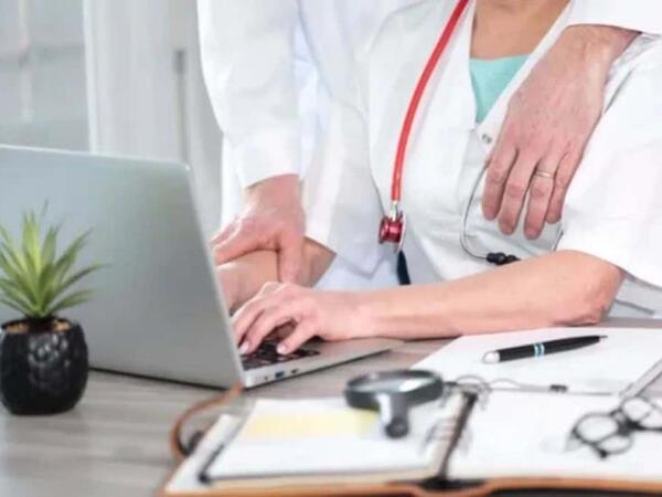 Joven fue amenazada tras denunciar a médico por acoso