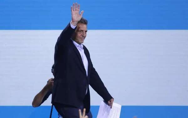Massa reconoce que tiene “ofertas del sector privado” para trabajar fuera de Argentina - Mundo - ABC Color
