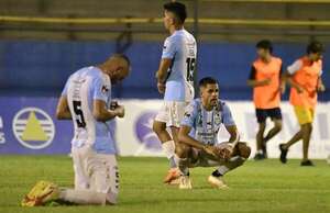 Humberto Ovelar: “Después del tercer gol nos desordenamos totalmente”. - Fútbol - ABC Color