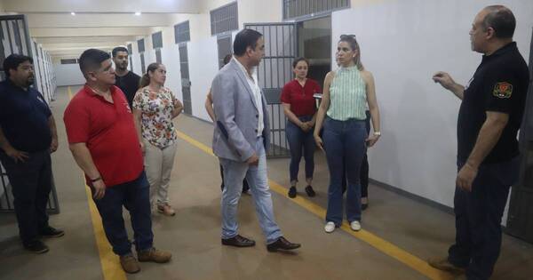 La Nación / Diputados verificaron en cárcel de CDE que solo el 25 % de los reos tiene condena