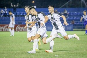 Versus / Matías Almeida, uno de los pedidos de "Chiqui" Arce para la temporada 2024
