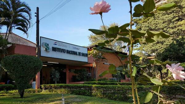 Realizan exámenes de competencia profesional a 10 médicos provenientes del exterior - ADN Digital