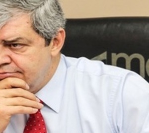 Senadores piden convocar a Riera tras escándalo en Interpol - Paraguay.com