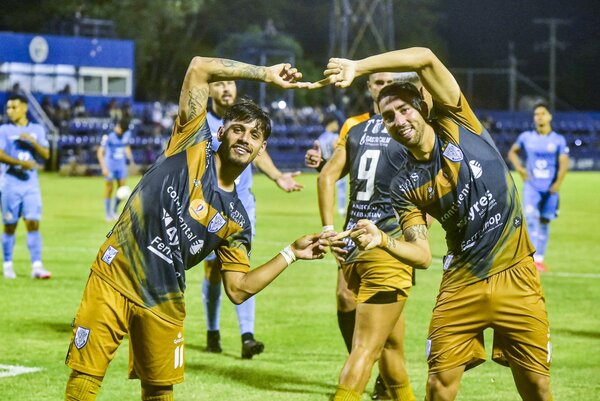 Ameliano despide de la división superior a Resistencia batiéndolo 3 a 0 - La Tribuna