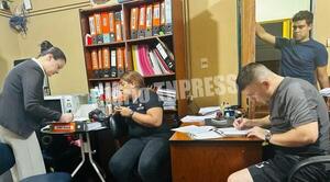 Allanamiento y evidencias implican a policías en caso del levantamiento de captura contra esposa de Marset – Diario TNPRESS