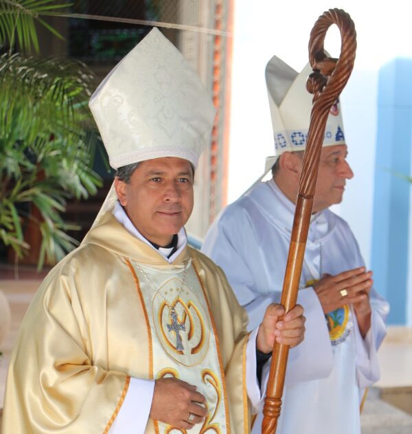 Monseñor Cabello lanza fuerte condena a la corrupción y la violencia en su homilía en Caacupé - La Tribuna