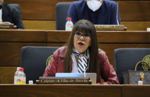 Celeste Amarilla se retracta ante amenzas de seguidores de Payo Cubas