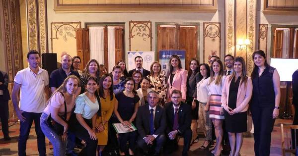 La Nación / Implementan sistema que facilita labor de defensores