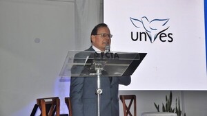 Denuncian a rector por presunto acoso sexual