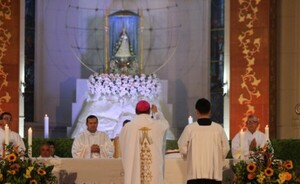 "Violencia y ambición desmedida es por población que no cree en Dios"