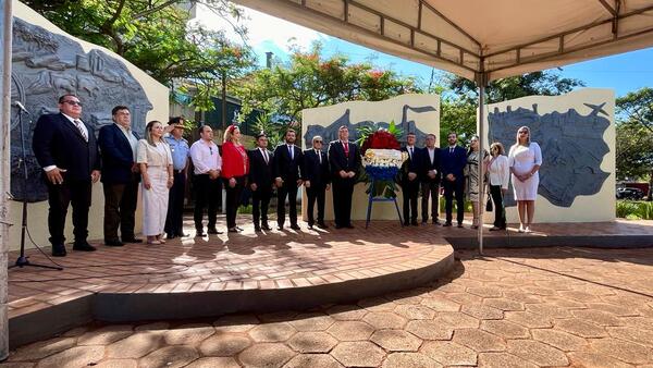 Solemne acto de celebración a orillas de la emblemática laguna - Radio Imperio 106.7 FM