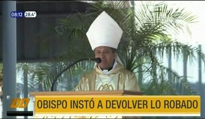 Cuarto día del novenario: Obispo instó a devolver lo robado | Telefuturo
