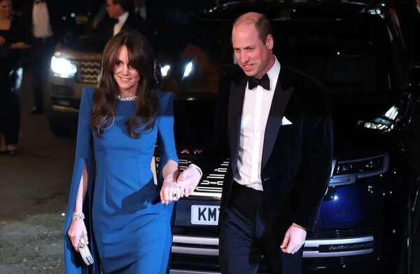 La princesa de Gales, vestida de azul, dejó su sofisticado sello en la noche londinense - Gente - ABC Color