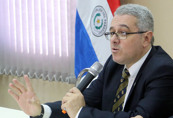A falta de control, si aparece un "título de Kailasa" el MEC lo van a inscribir - Portal Digital Cáritas Universidad Católica