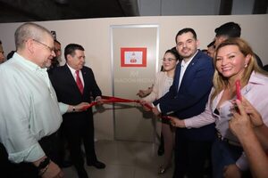 El Partido Colorado inaugura su Secretaría de Salud con atenciones gratuitas