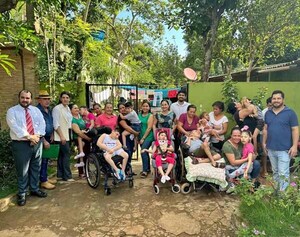 Brindan asistencia a Asociación de Madres con niños aquejados de discapacidad | DIARIO PRIMERA PLANA