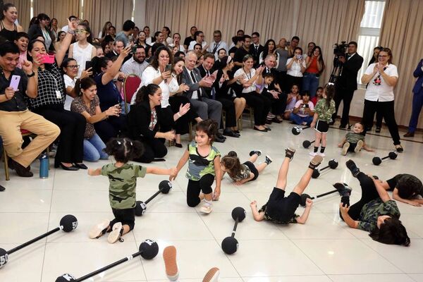 “Dulce Despertar” realizó acto de clausura de año lectivo