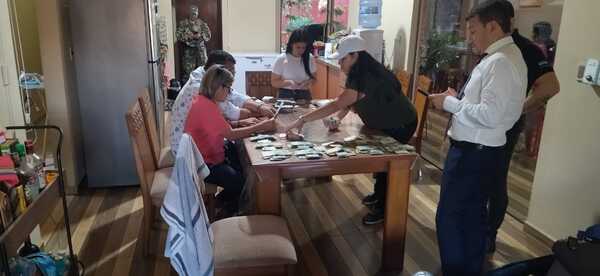 Detienen a 5 funcionarios de la DINAC vinculados a tráfico de cocaína - PDS RADIO Y TV