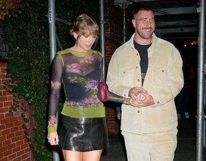 Aseguran que la relación entre Taylor Swift y Travis Kelce es “100 por ciento falsa”
