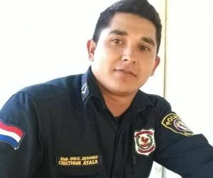 Encuentran muerto a un poli en la calle