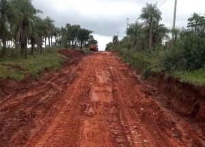 Mejoras de caminos no pavimentados beneficia a productores de Mbuyapey
