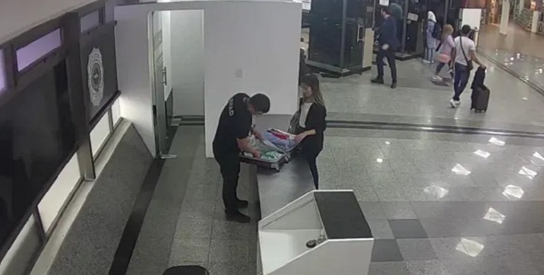 Así cayó la 'mula' en el aeropuerto: burló controles, pero perdió su camino