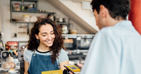 La Nación / Dinelco y Tigo Money se unen para revolucionar los pagos con su nueva función con QR