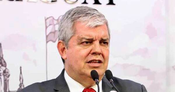 La Nación / Ministro Riera dijo que entrevista a Marset fue cortina de humo