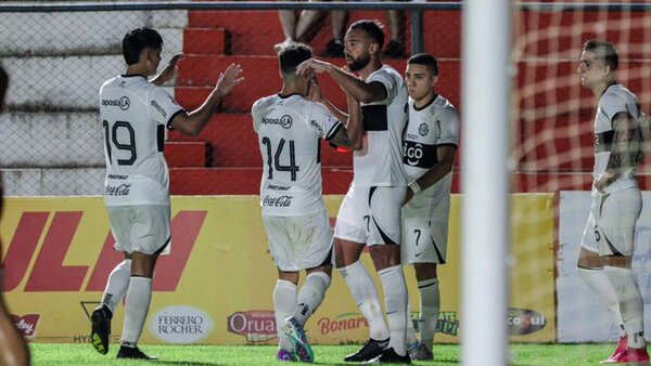 Olimpia cierra el año con victoria