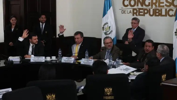 Guatemala: Congreso retira inmunidad a 4 magistrados del TSJE | 1000 Noticias