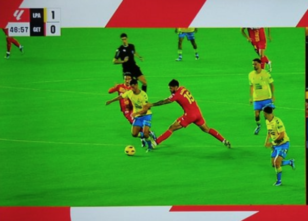 Versus / La acción que le costó la roja a Omar Alderete