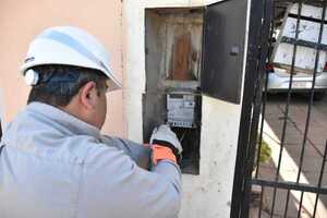 ANDE registra una pérdida de casi G. 2 mil millones por conexión clandestina - ADN Digital