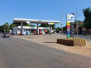 Asalto a playero en San Lorenzo: Dos hombres armados se llevan G. 600.000 » San Lorenzo PY