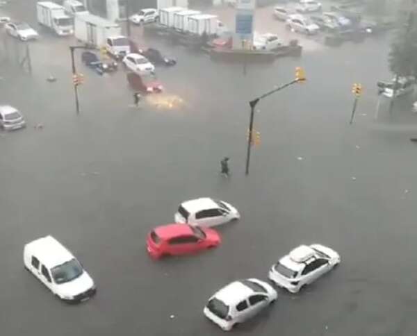 Vídeo: Montevideo quedó “bajo agua” luego de un fuerte temporal - Mundo - ABC Color