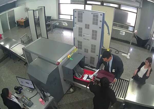 AUDIO: Caso Scanner: Jueza ordena prisión preventiva para funcionarios de la Dinac - ABC AM 730 - ABC Color