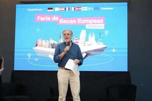 Video: importante concurrencia de jóvenes en feria de becas de la Unión Europea  - Nacionales - ABC Color