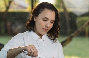 Joven pastelera con endometriosis organiza rifa para costear tratamiento - Unicanal