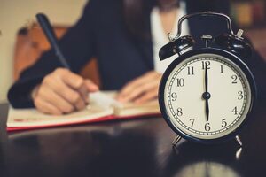 Así puedes calcular lo que te corresponde por tus horas extra en el trabajo 