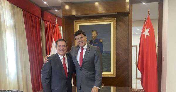 La Nación / Presidente de la ANR expresa sus condolencias por el fallecimiento de Walter Harms