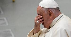 La Nación / El papa “está mejorando” de una fuerte bronquitis