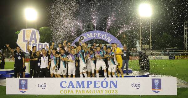 La Nación / ¡Un supercampeón histórico!