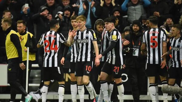 El Newcastle de Almirón derrotó al Manchester United