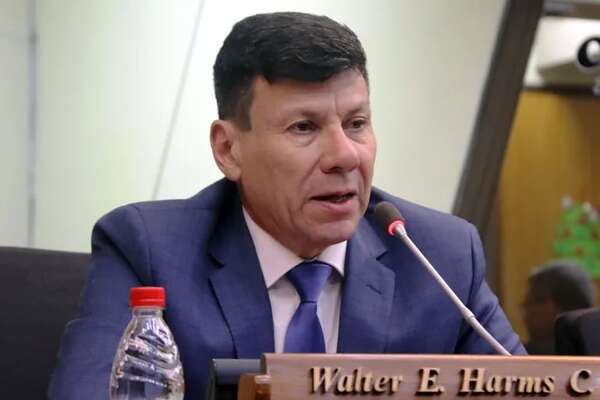 Familiares, amigos y colegas despiden a Walter Harms desde este domingo - Política - ABC Color