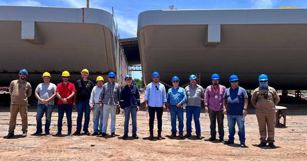 La Nación / Buque portacontenedores para hidrovía potenciará el comercio internacional
