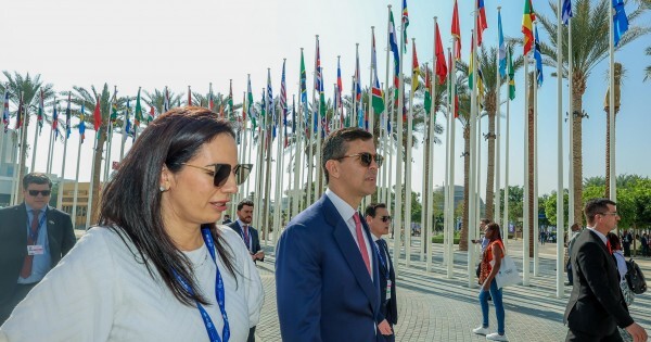 Santi termina su gira por Dubái con una agenda centrada en la infraestructura y la energía