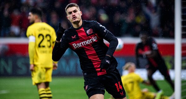 Versus / Leverkusen sigue como líder invicto tras empatar contra Dortmund
