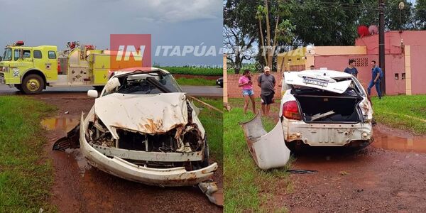 VEHÍCULO VOLCÓ TRAS ATROPELLAR UN RAUDAL SOBRE LA RUTA PY07 EN NATALIO - Itapúa Noticias